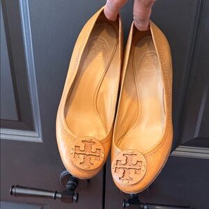 Tory Burch Women's Tan Leather NEXT DAY Shipping